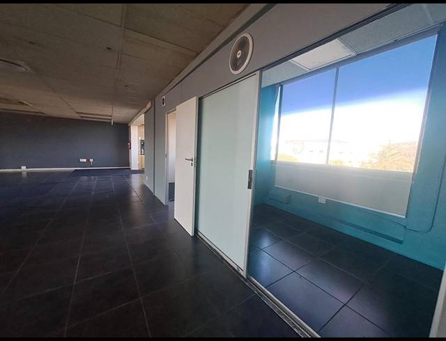BUSINESS PROPERTY TO RENT IN TYGER VALLEY